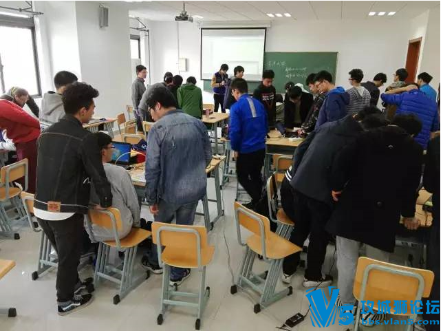 英胜国际EasyIn Lab与【临港-上海电机学院】共同组建【网络项目专项实验室】 