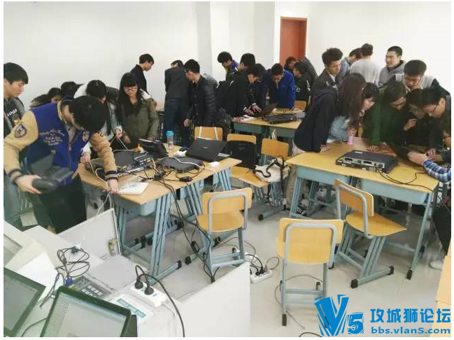 英胜国际EasyIn Lab与【临港-上海电机学院】共同组建【网络项目专项实验室】 