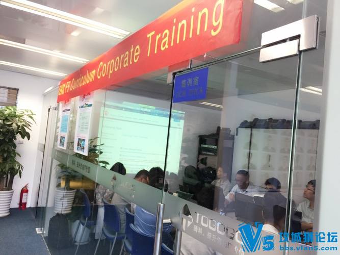 �Ϻ�VMware��ѵ VMware��ѵ �ڿ�